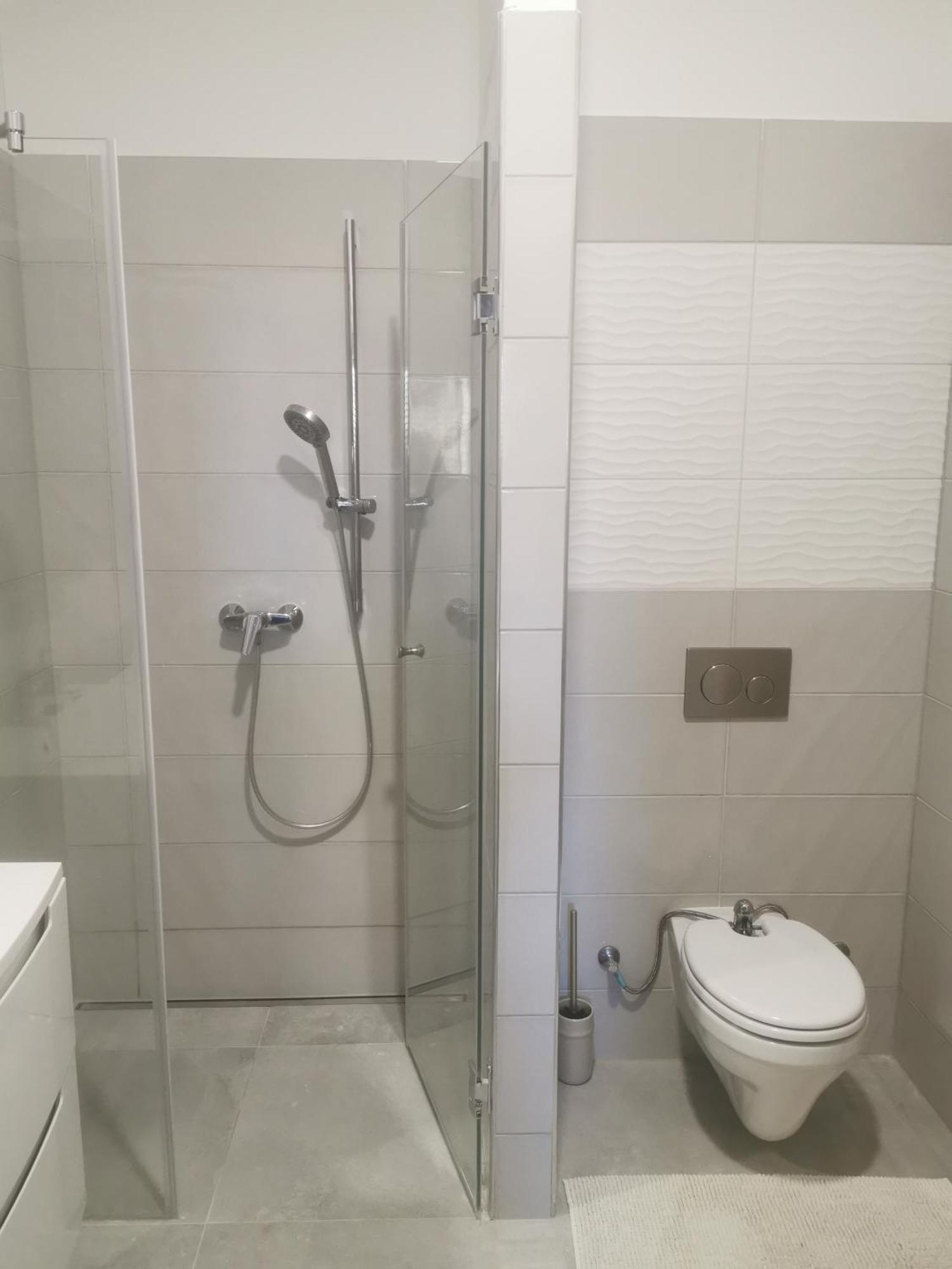 Beli Apartman Melygarazzsal Hévíz Екстериор снимка
